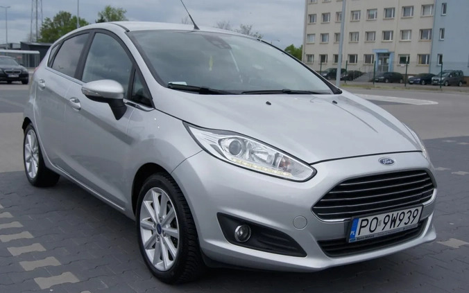 Ford Fiesta cena 35900 przebieg: 145000, rok produkcji 2017 z Płock małe 254